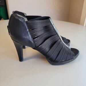 Dress Barn Women's Size 7 Faux Suede Peep Toe Elastic Straps Stiletto High Heels